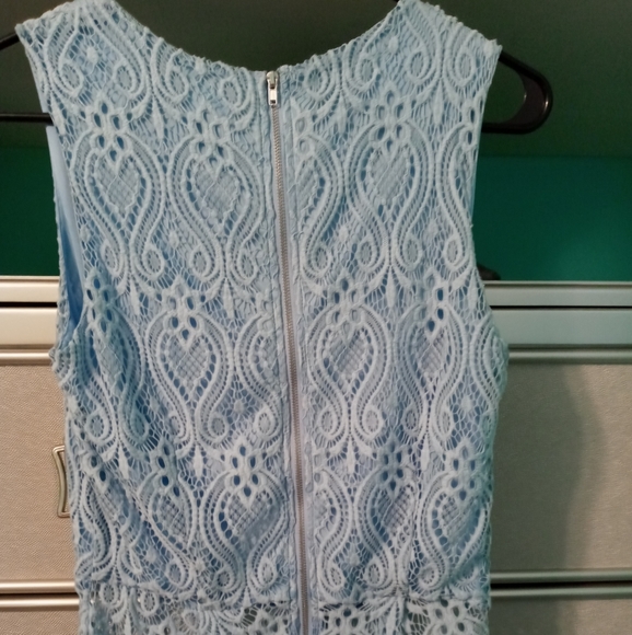 Top - Picture 2 of 3